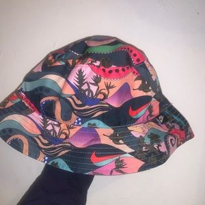 Nick Paisley bucket hat